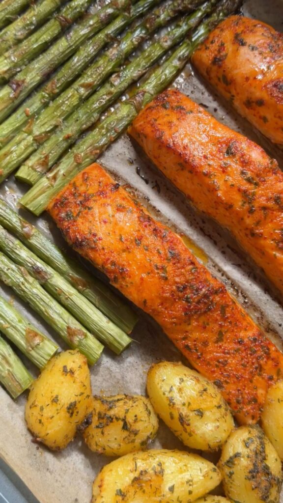 Salmon With Potatoes And Asparagus
