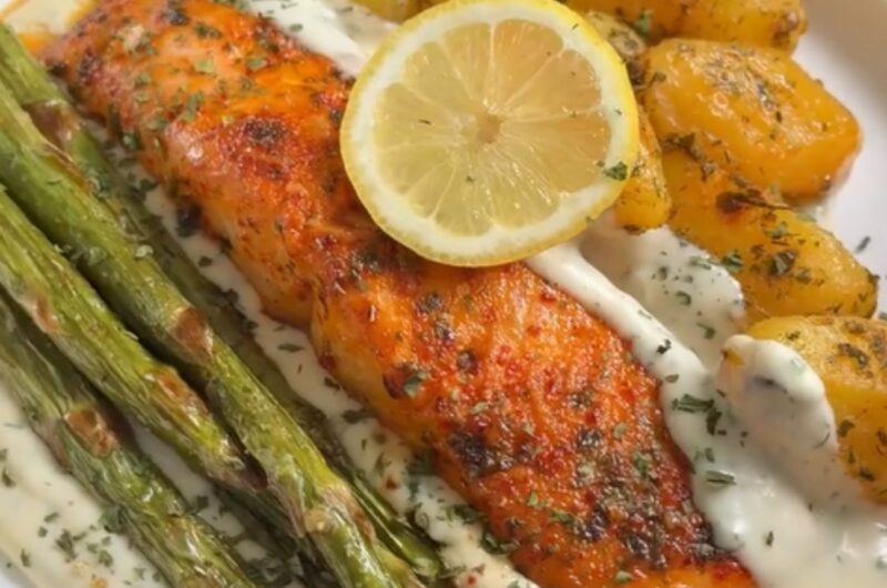 Salmon With Potatoes And Asparagus