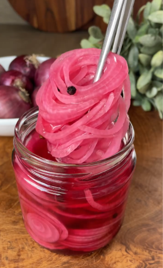 Quick Pickled Red Onions